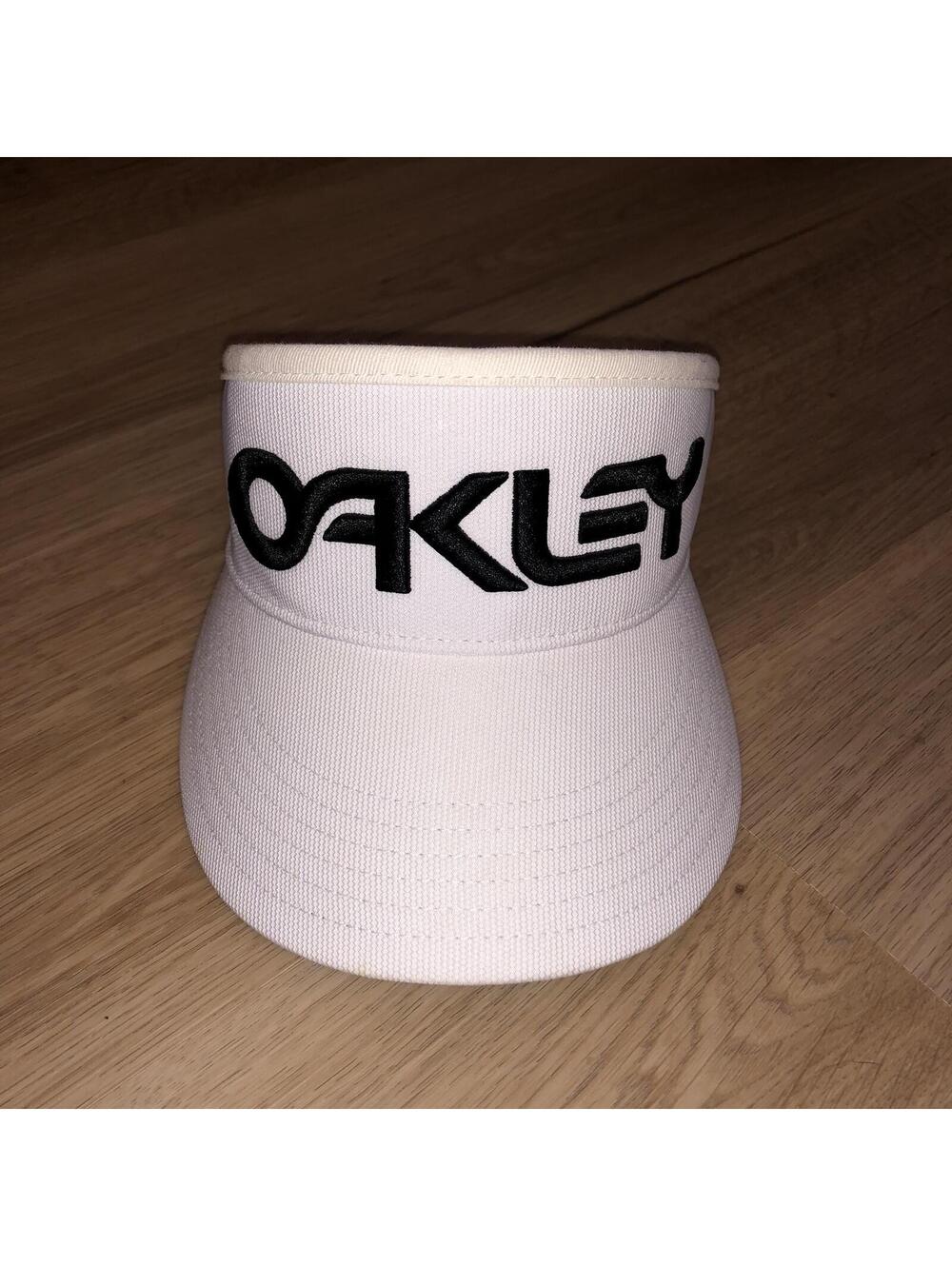 OAKLEY HYDROLIX WHITE BLACK ADJUSTABLE GOLF VISOR HAT VINTAGE Y2K CLEAN